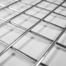 Сетка сварная нержавеющая квадратная в рулонах 12Х18Н10Т 20х20х3 мм ТУ 1276-001-38279335-2012