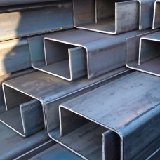 Швеллер нержавеющий гнутый равнополочный г/к AISI 304 U 40 40х20х20х3 мм EN 10162